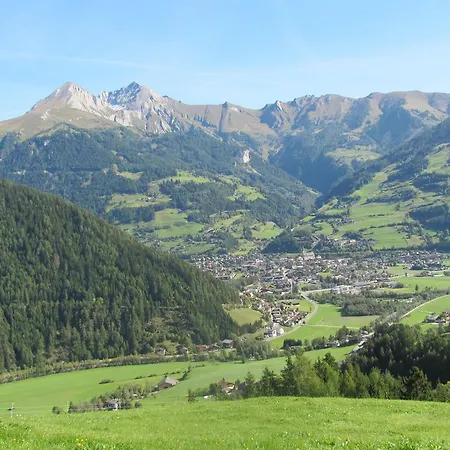 Lampeterhof Lejlighed *